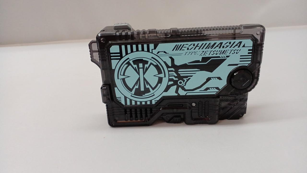 BANDAI - DXゼツメライザー☆美品☆完品 Amazon.co.jp: バンダイ(BANDAI) 仮面ライダーゼロワン 変身