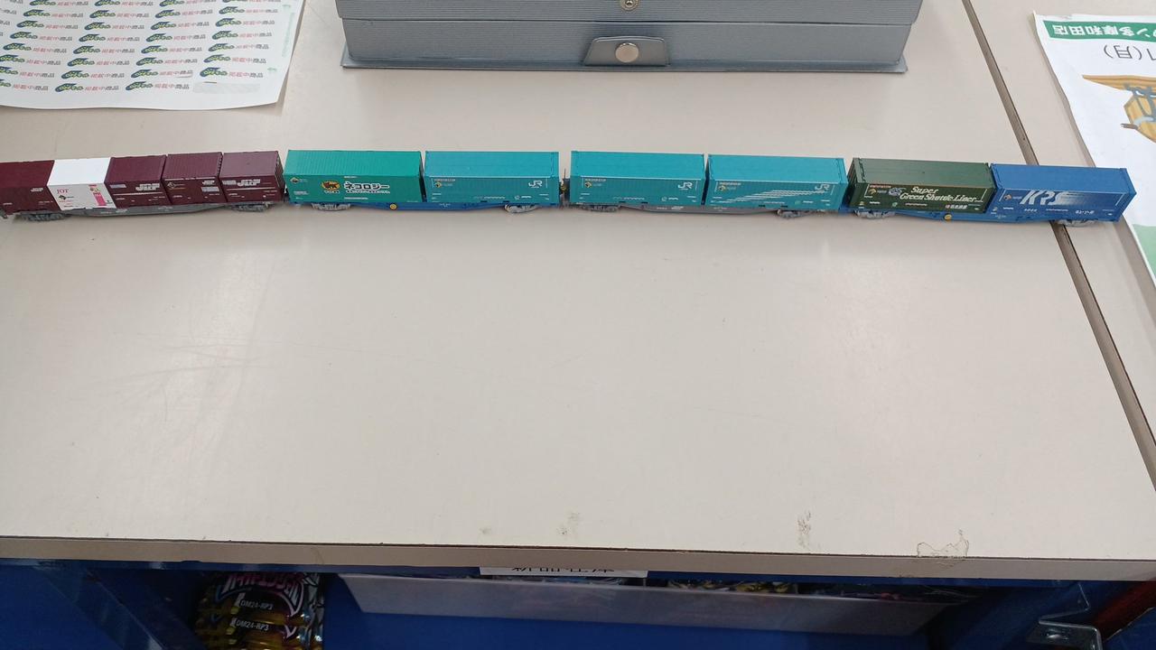 貨物16両かコンテナ付とタキ22両セット 貨物16両かコンテナ付とタキ22両セット 貨物16両かコンテナ