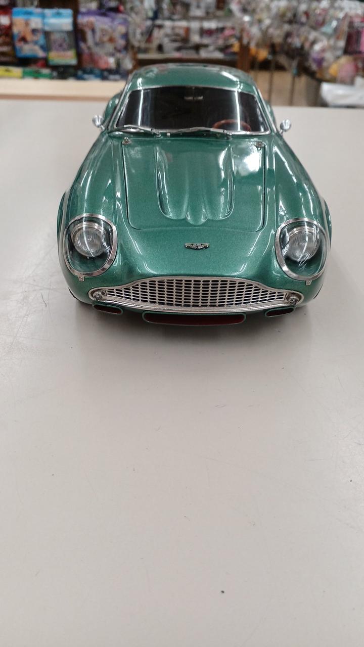 CMC 1/18 アストンマーティン DB4 GTツァガート CMC 1:18 Aston Martin DB4 GT Zagato #1 Le Mans 1961 | eBay