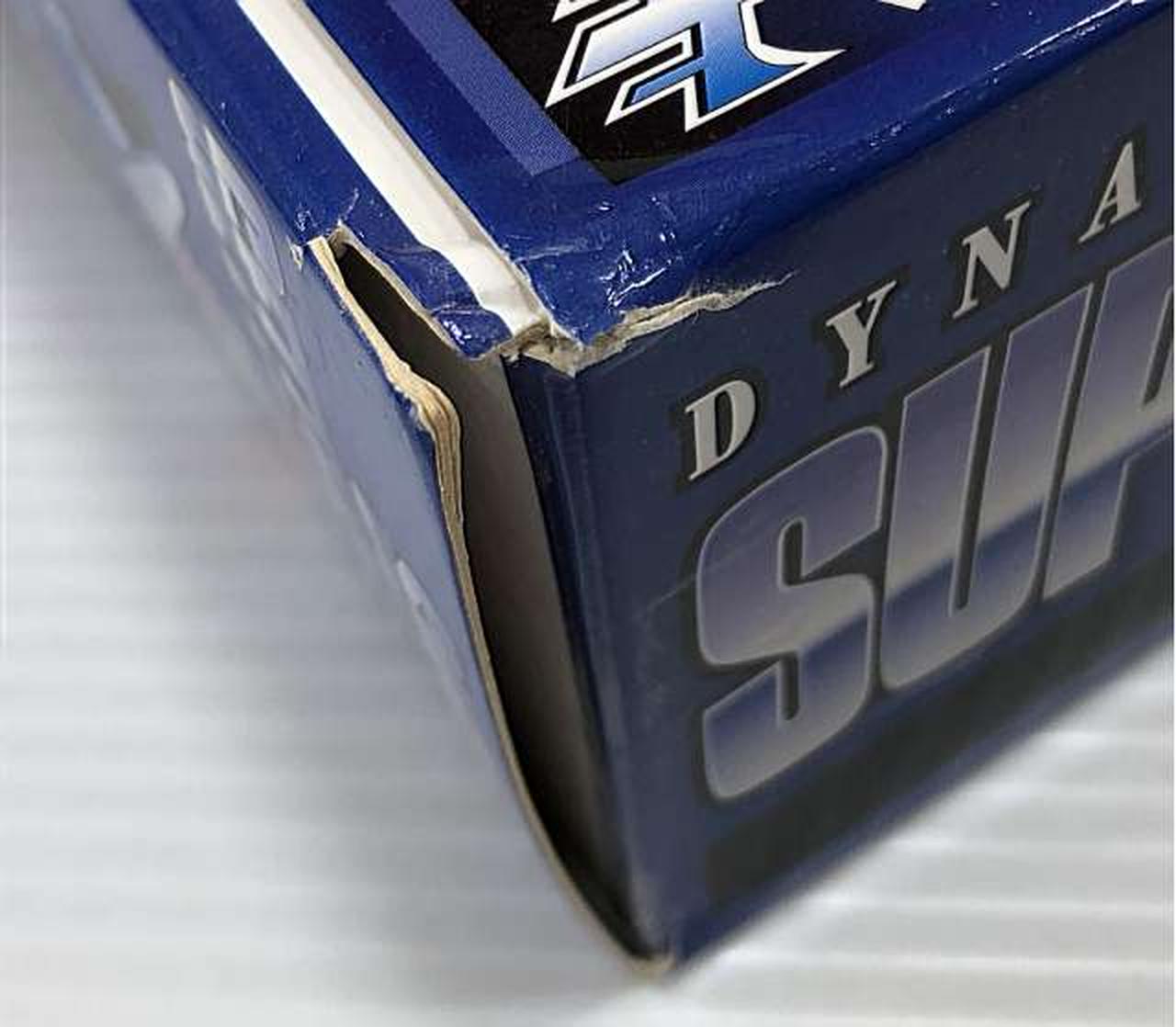 外箱ダメージあり