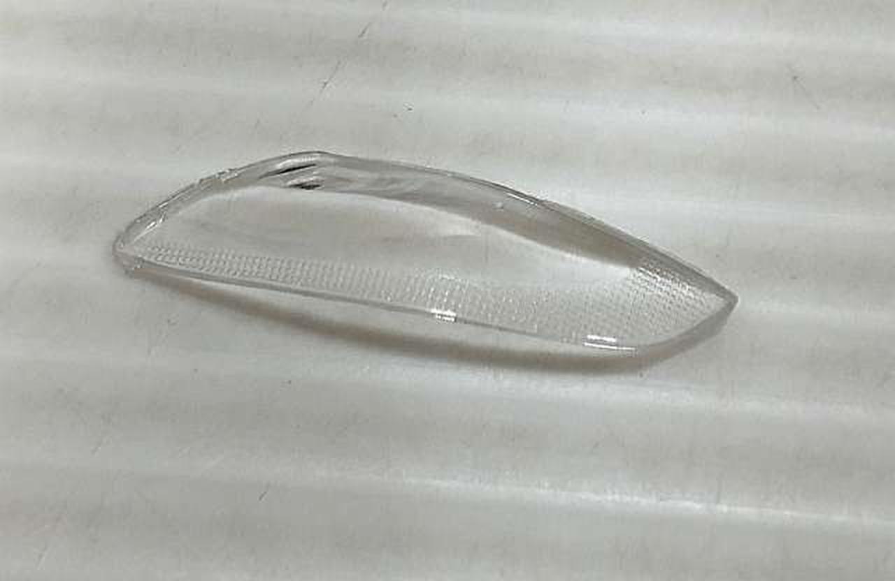 正面左側のライトのカバーがかなり取れやす