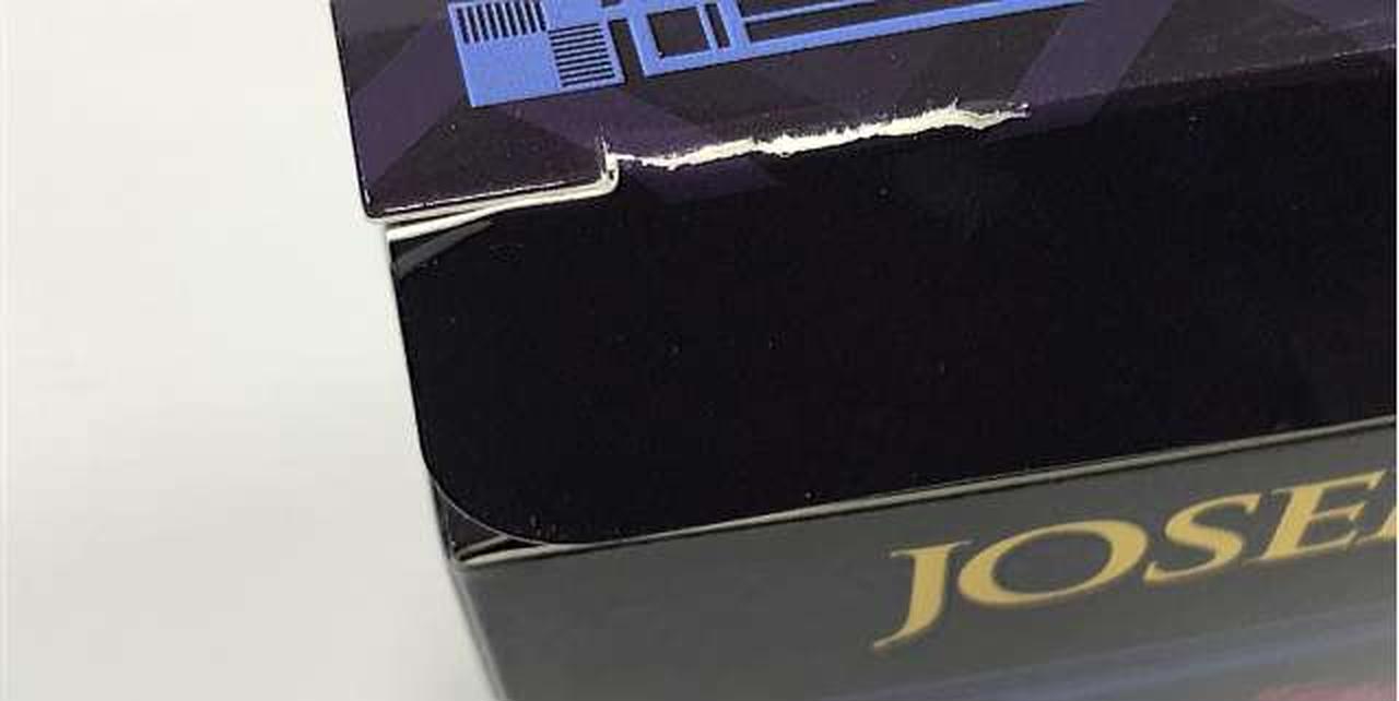 外箱一部破れあり