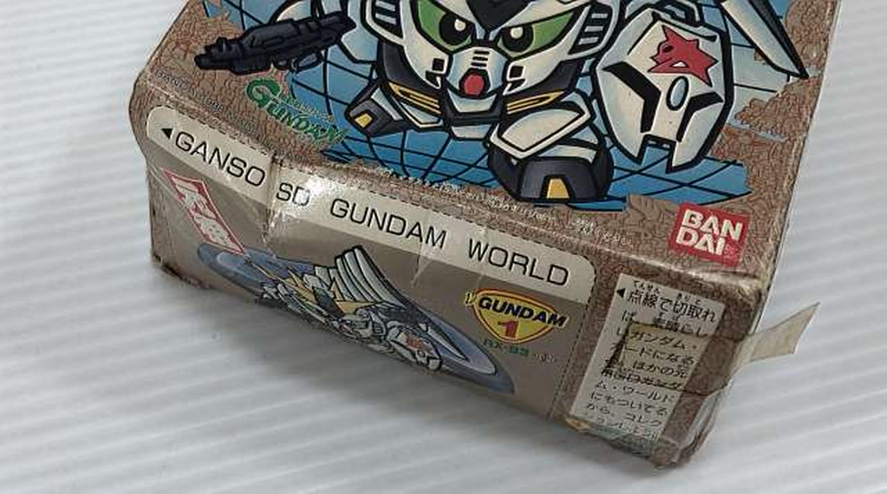 外箱ダメージあり