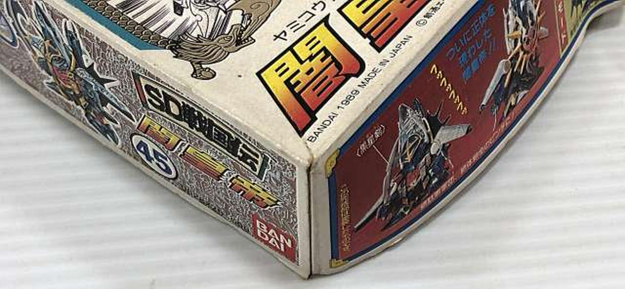 外箱ダメージあり