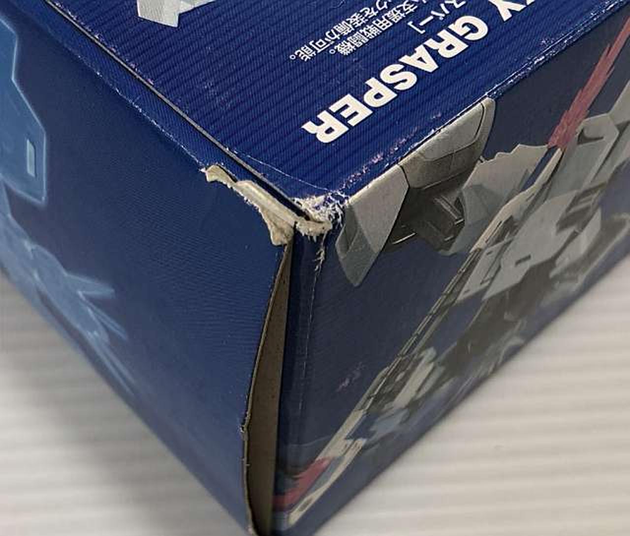 外箱ダメージあり