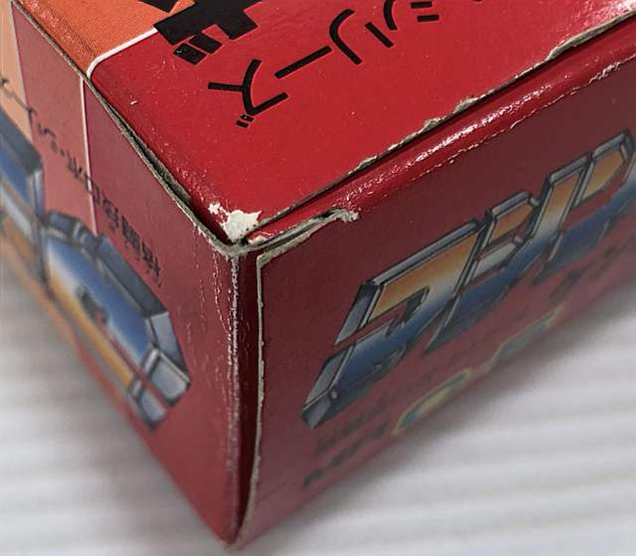 外箱ダメージあり