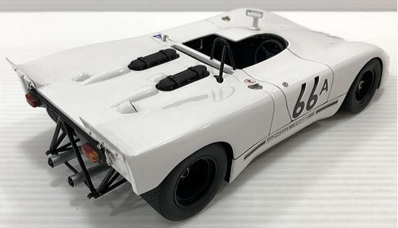 オートアート オウト(AUTOart)|ポルシェ 908/2 ホルトヴィル 優勝 1970