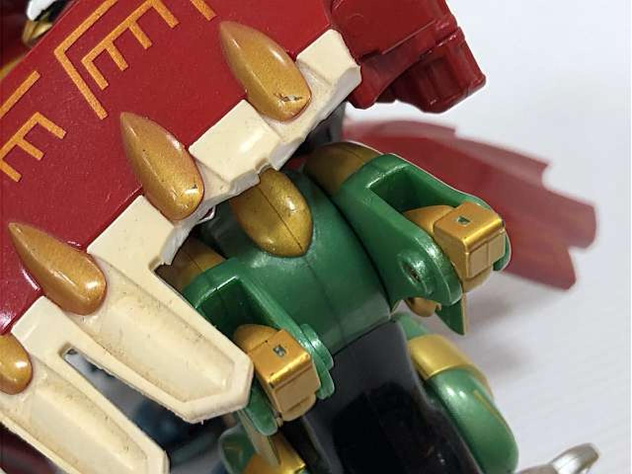 ガオファルコンに破損あり