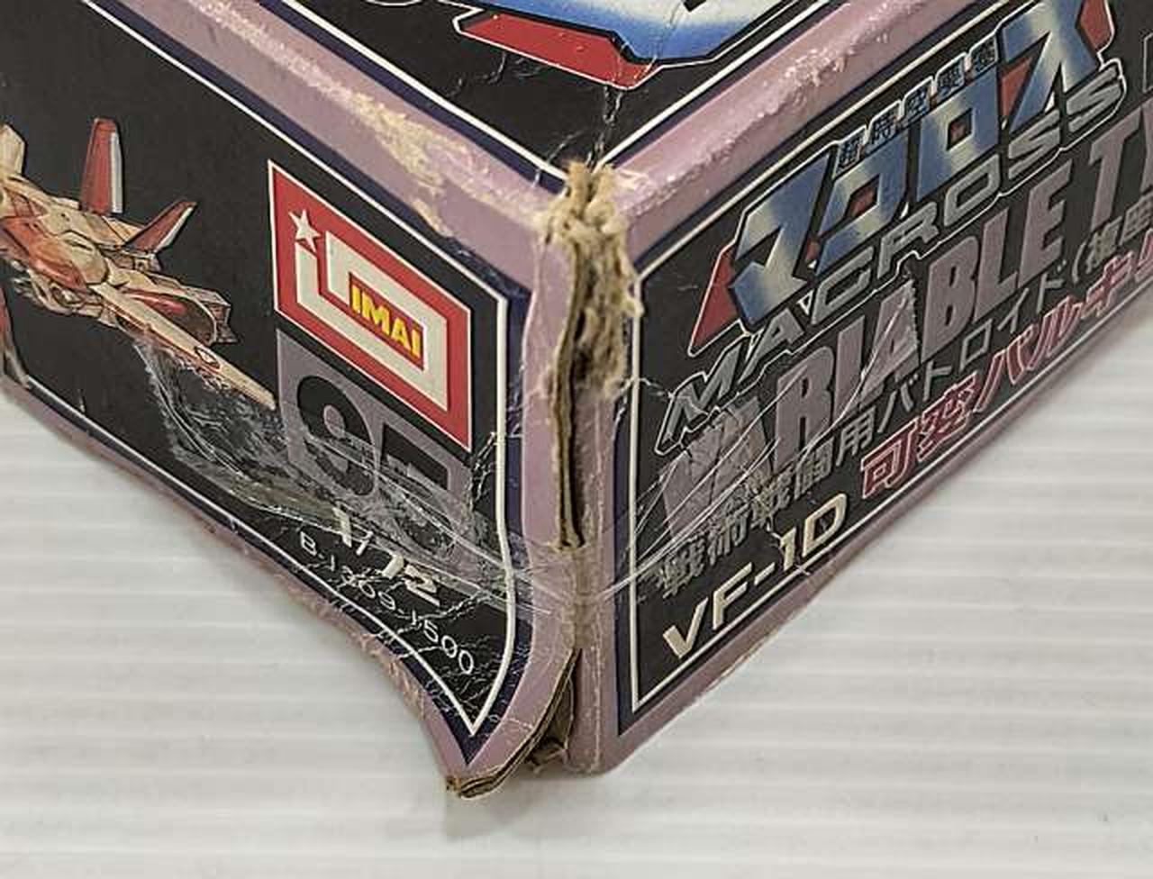 外箱ダメージあり