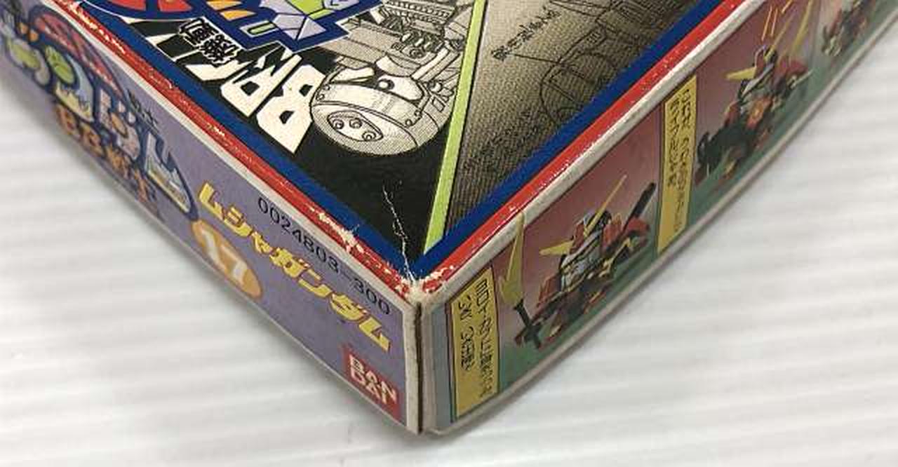 外箱ダメージあり