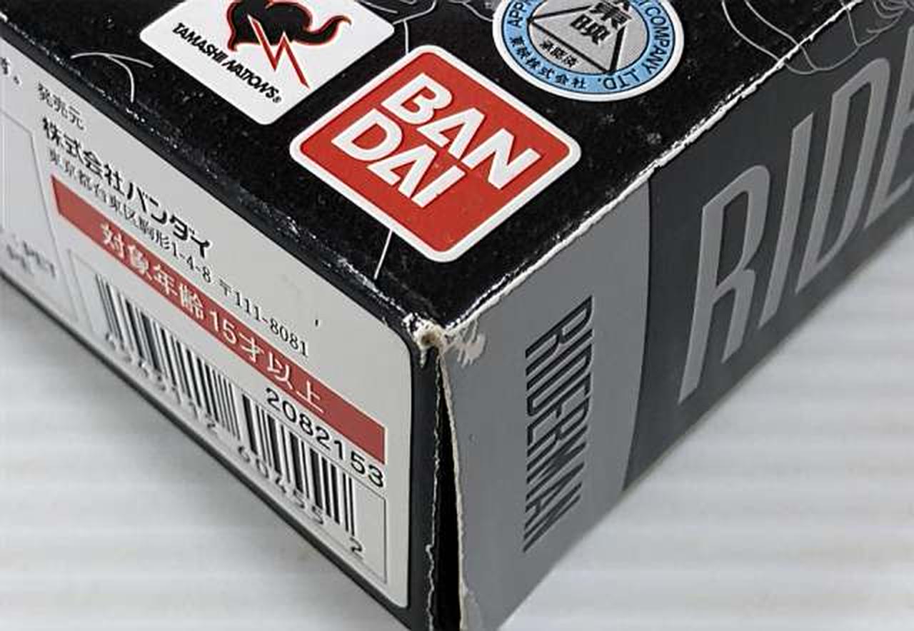 外箱ダメージあり