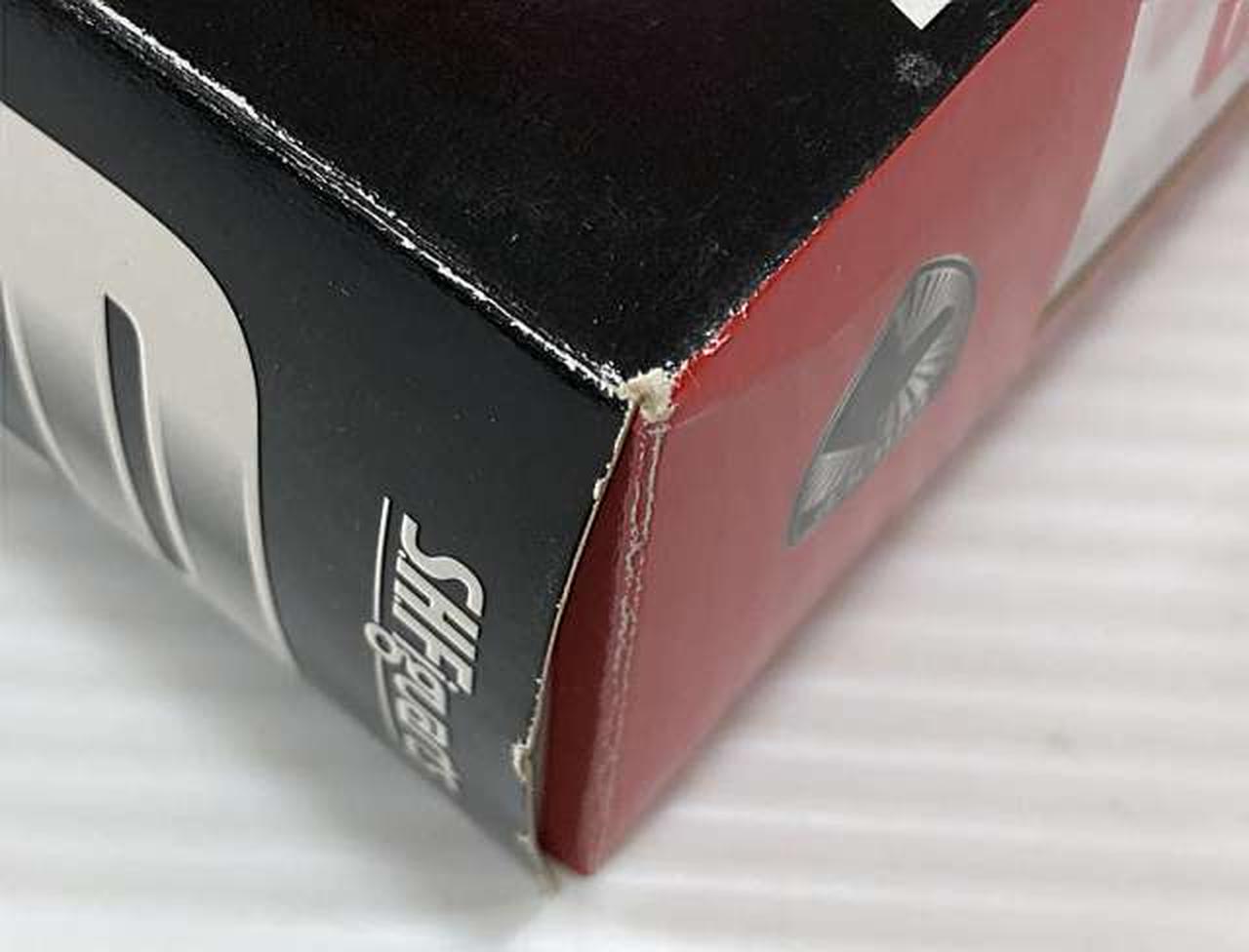 外箱ダメージあり