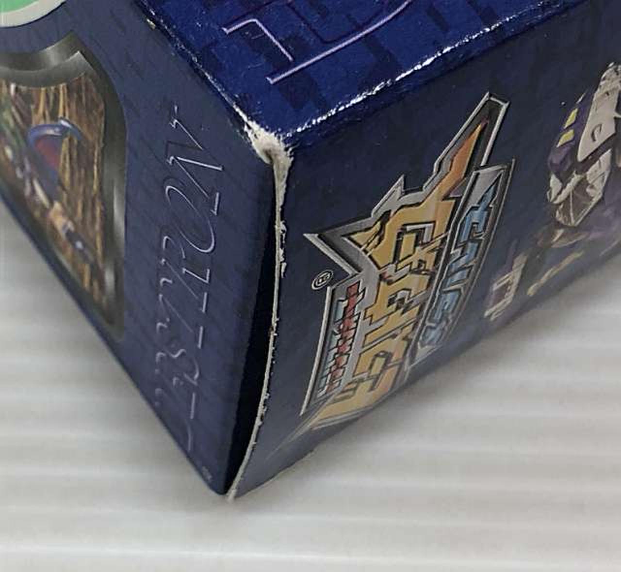 外箱ダメージあり