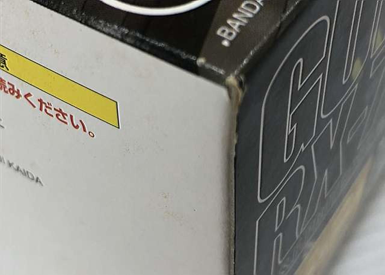 外箱ダメージあり