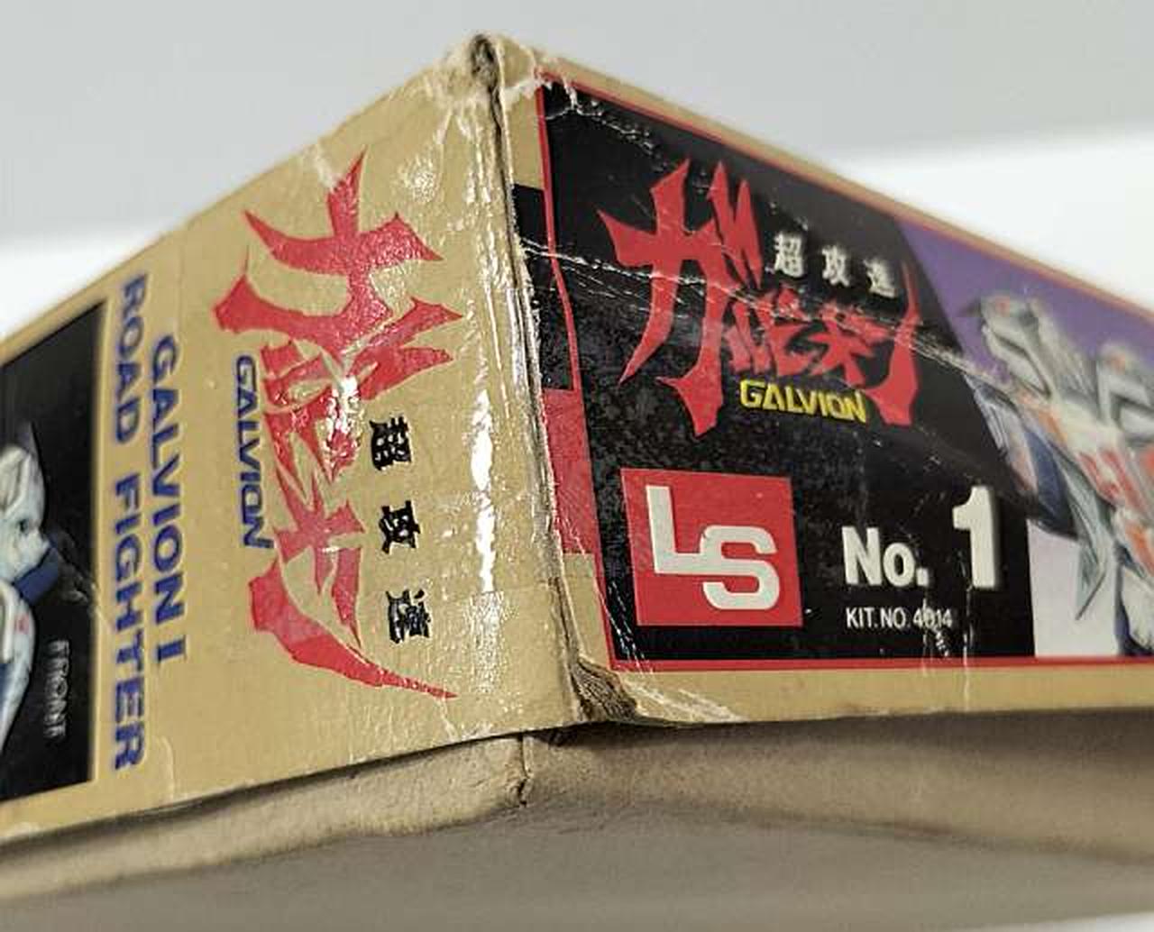 外箱ダメージあり