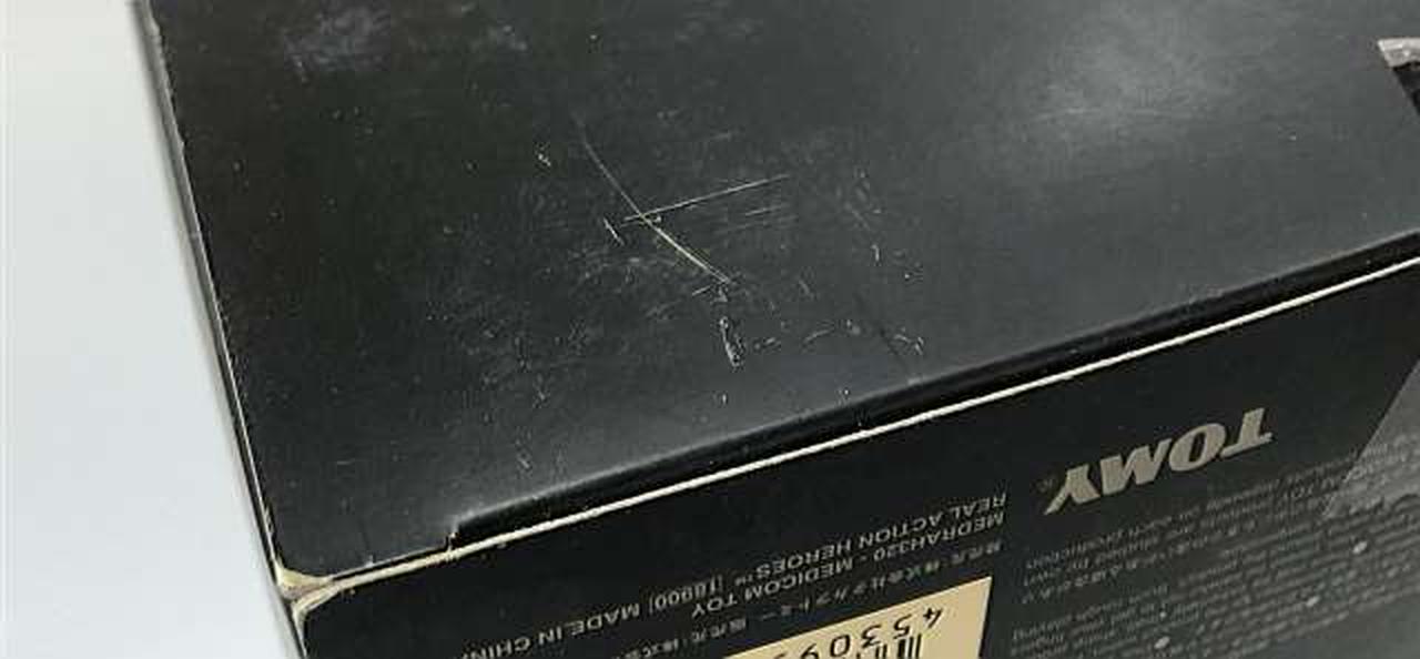 外箱ダメージあり