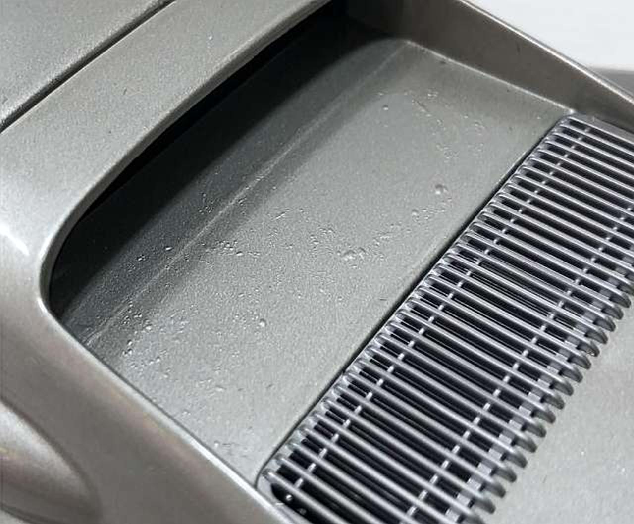 塗装のムラのようなもの見られます。