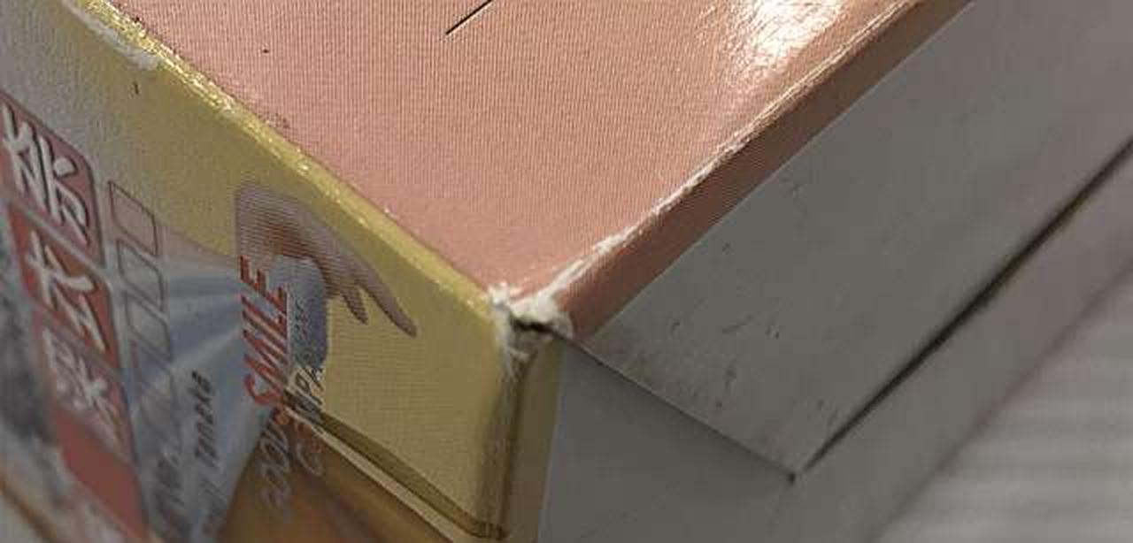 外箱ダメージあり