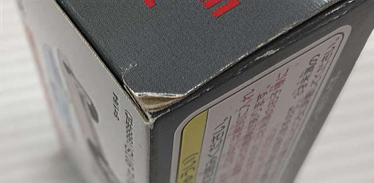 外箱ダメージあり