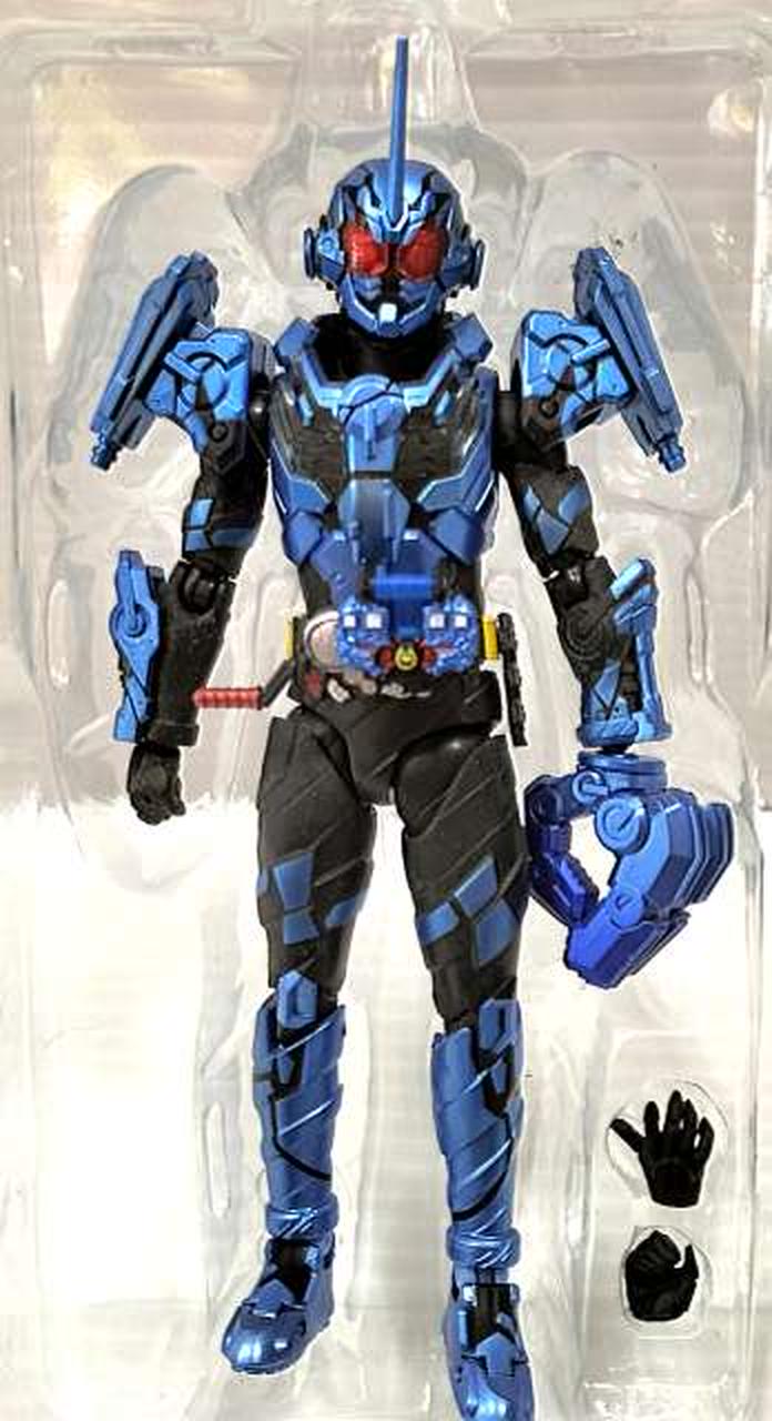 バンダイ(BANDAI)|S.H.Figuarts 仮面ライダーグリスブリザード