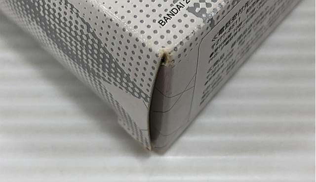 外箱ダメージあり