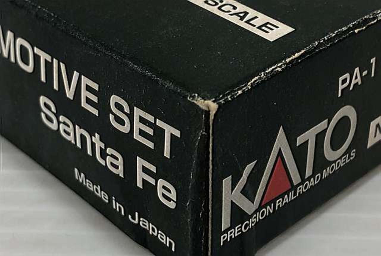 外箱ダメージあり