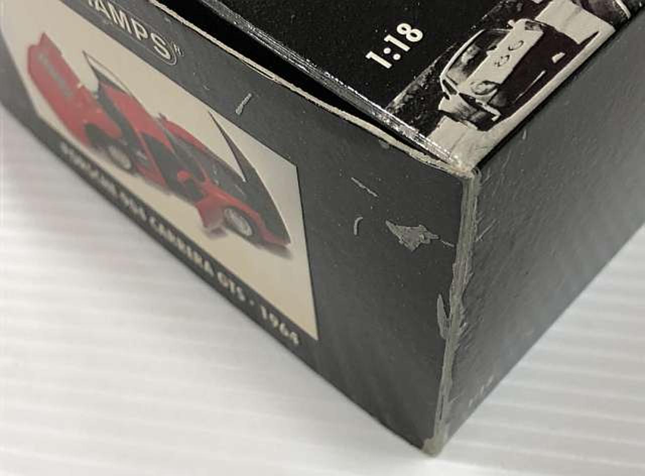 外箱ダメージあり