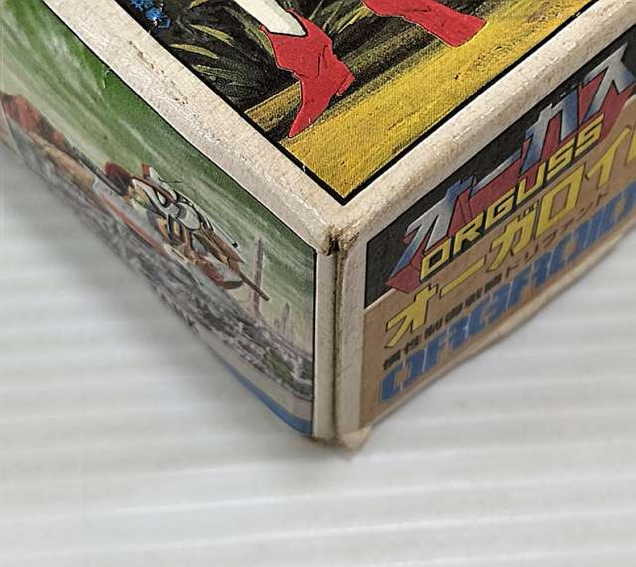 外箱ダメージあり