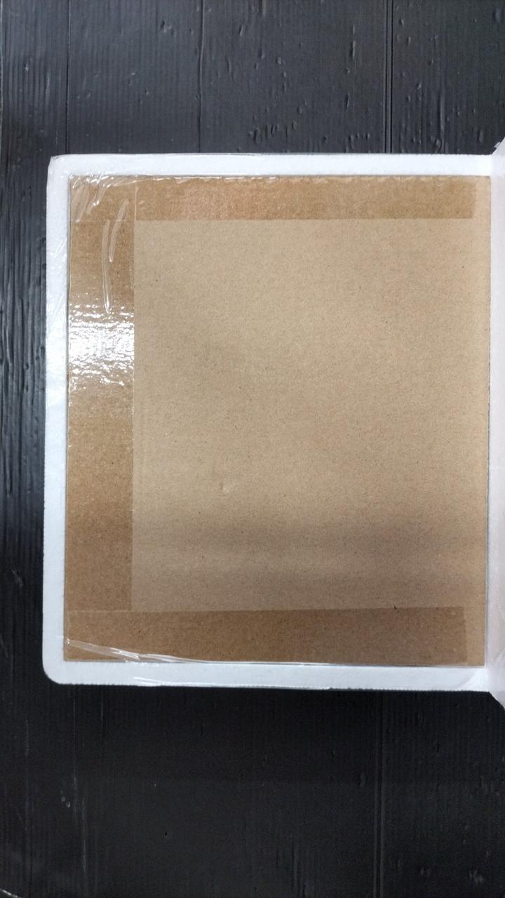 ここは未開封品です。
