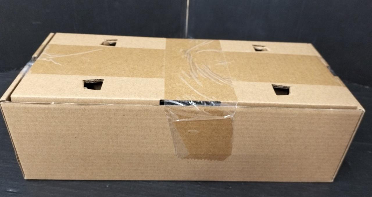 中箱未開封品です。