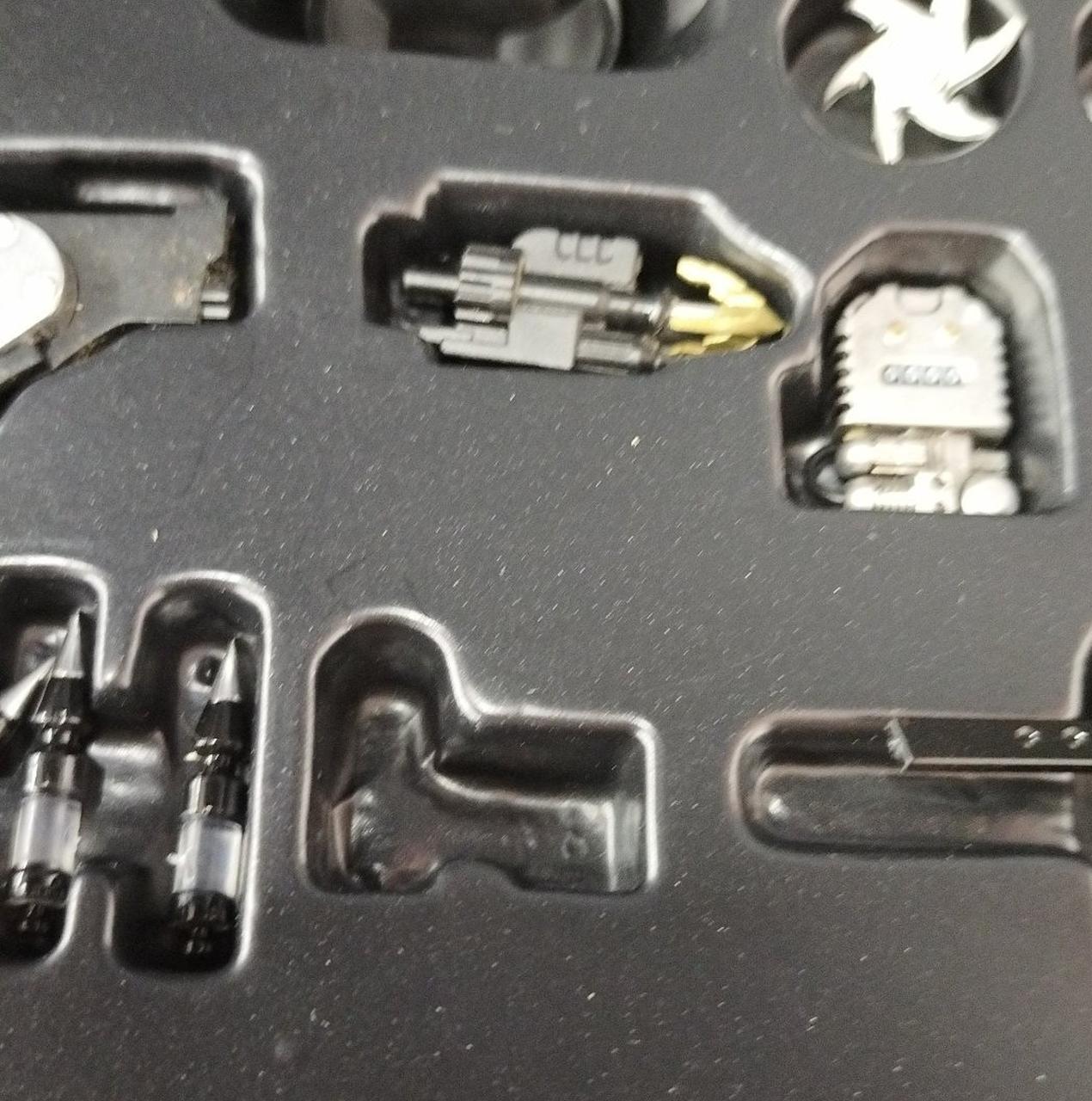 ガンパーツ×1欠品です。