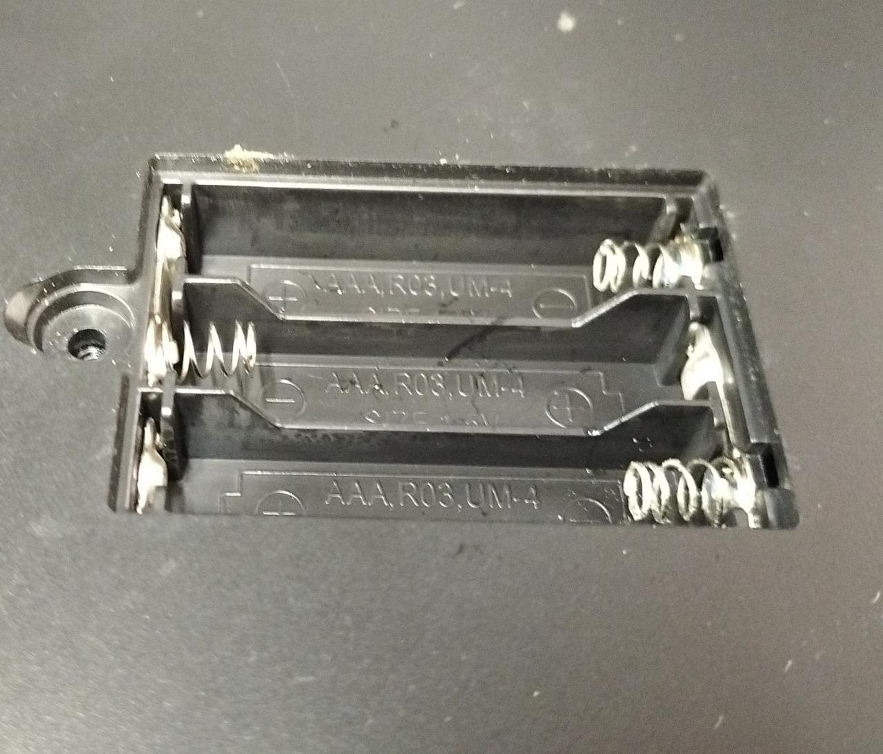 液漏れ有りです。