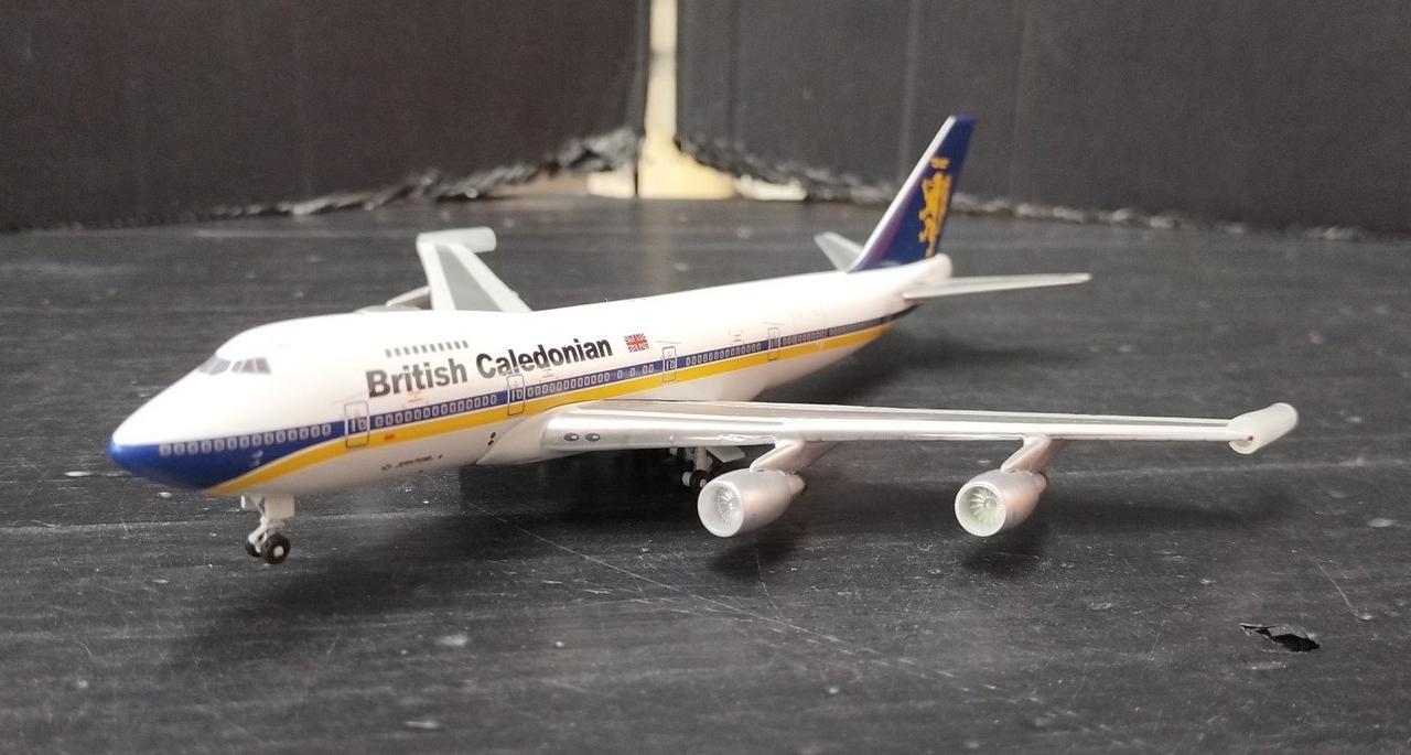 ジェミニ　1/400　カレドニア　747-200 ジェミニ 1/400 カレドニア 747-200 747-400 1:200 Diecast
