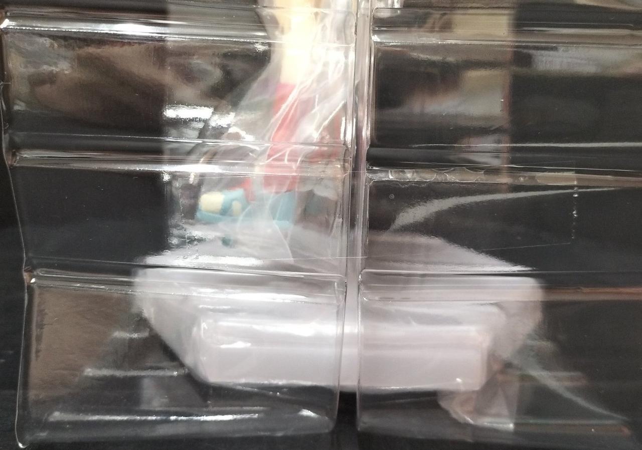 中箱未開封品です。