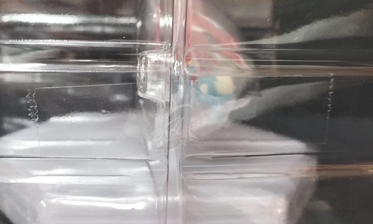 中箱未開封品です。