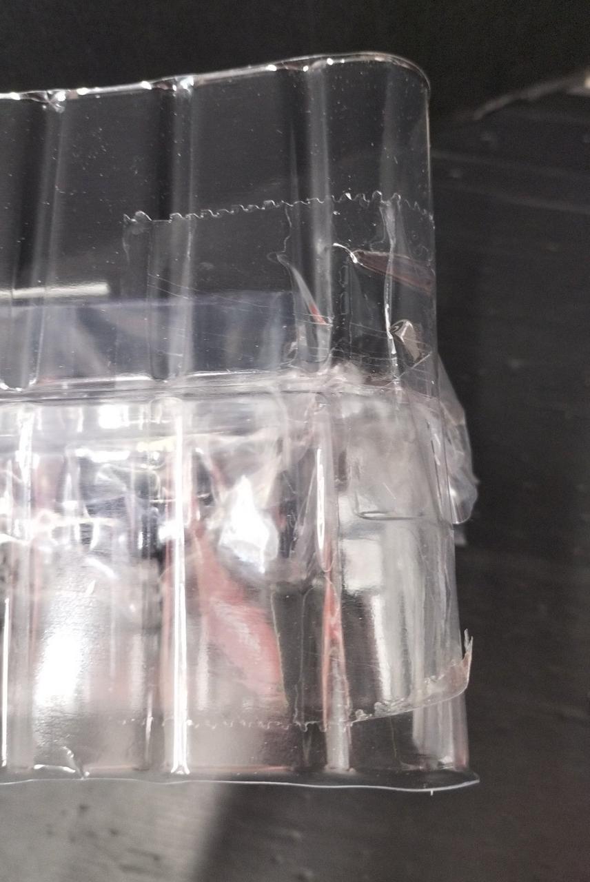 中箱未開封品です。