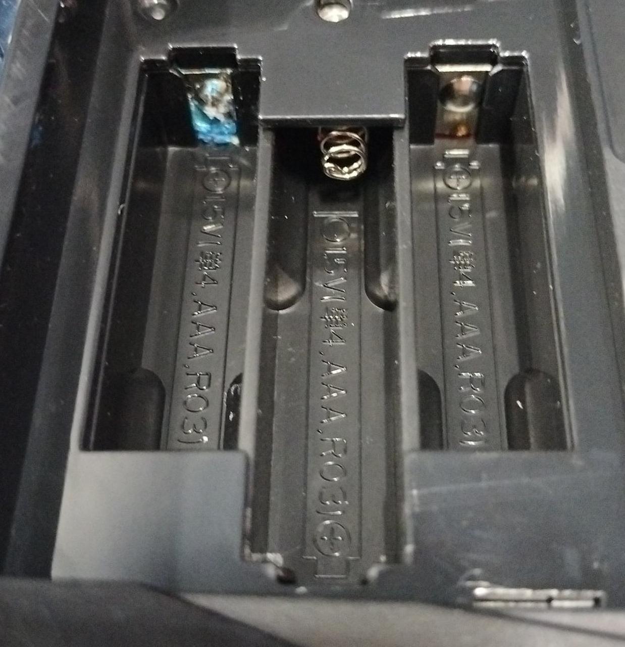 液漏れ有りです。