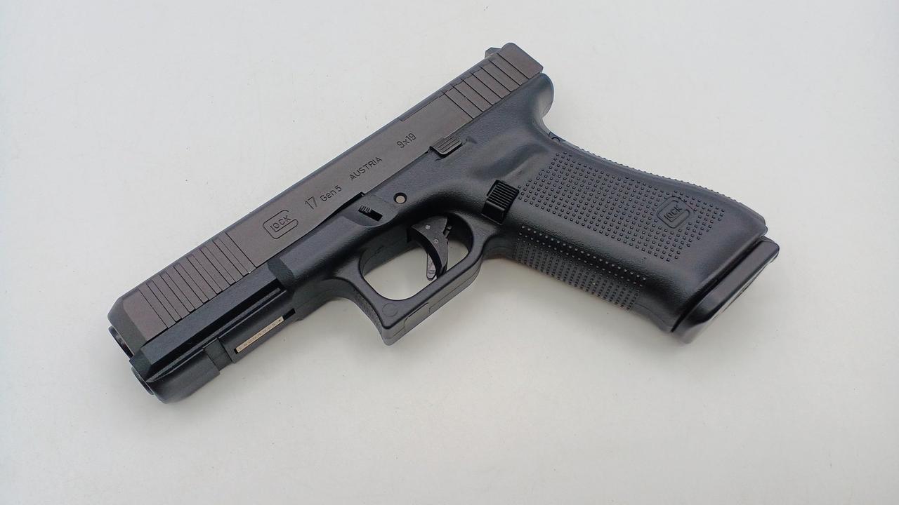 東京マルイ製　ガスブローバック　Ｇ１７　動作不良品 Amazon | 東京マルイ No.108 G17 Gen5 MOS 18歳以上 ガスブロー