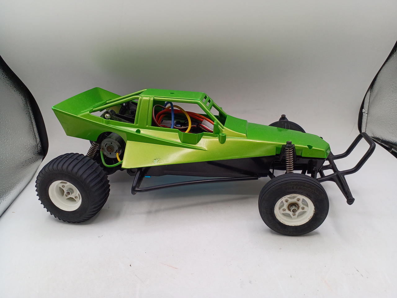TAMIYA 1/10 電動RC 2WDレーシングバギー タミヤ(TAMIYA)|1/10 電動RCレーシング・バギー|【ハードオフ公式通販