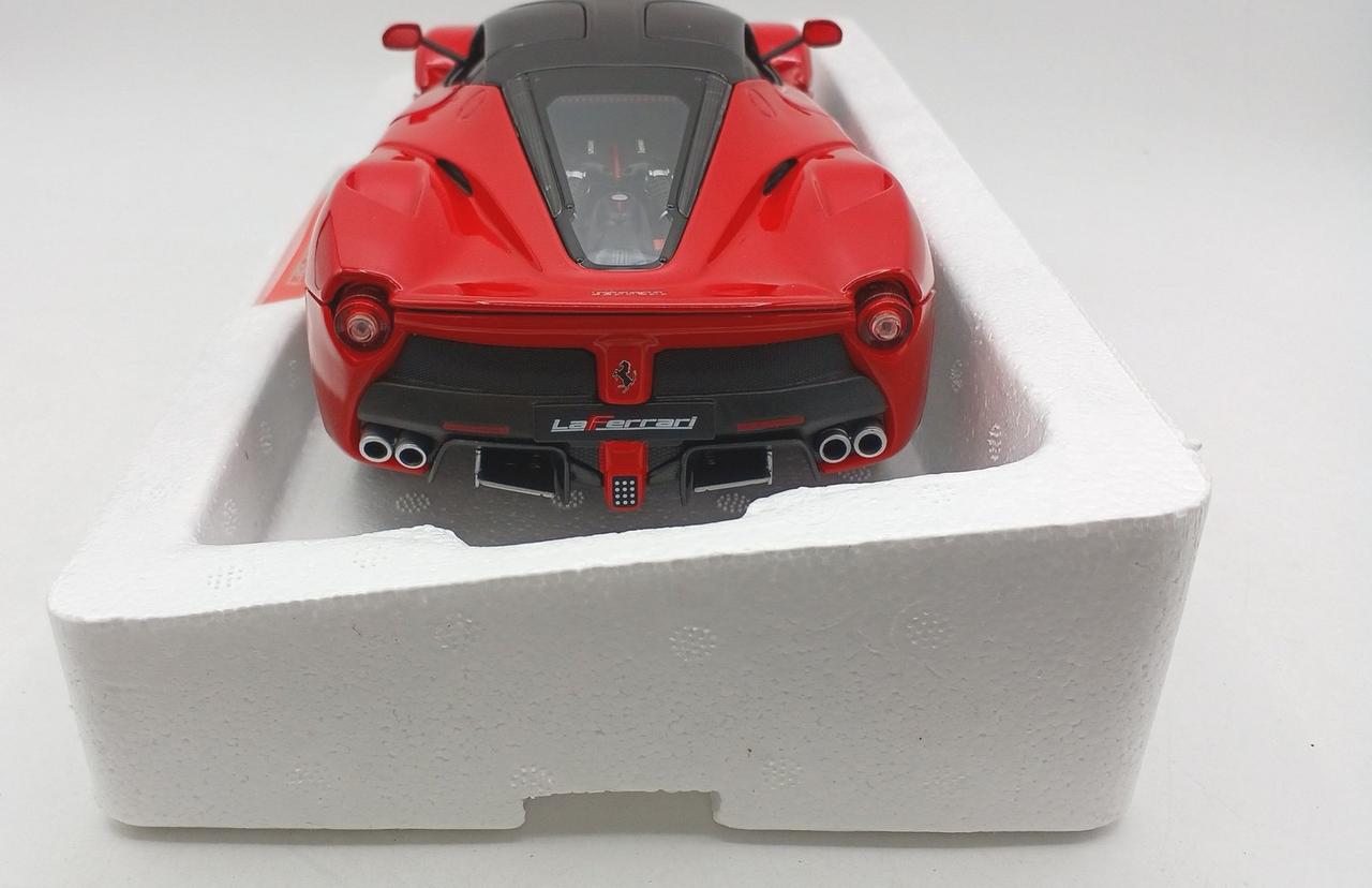 ジョエフ フェラーリ 1/18スケールミニカー Bburago BBURAGO 1/18スケール フェラーリ FXX K EVO レッド 18