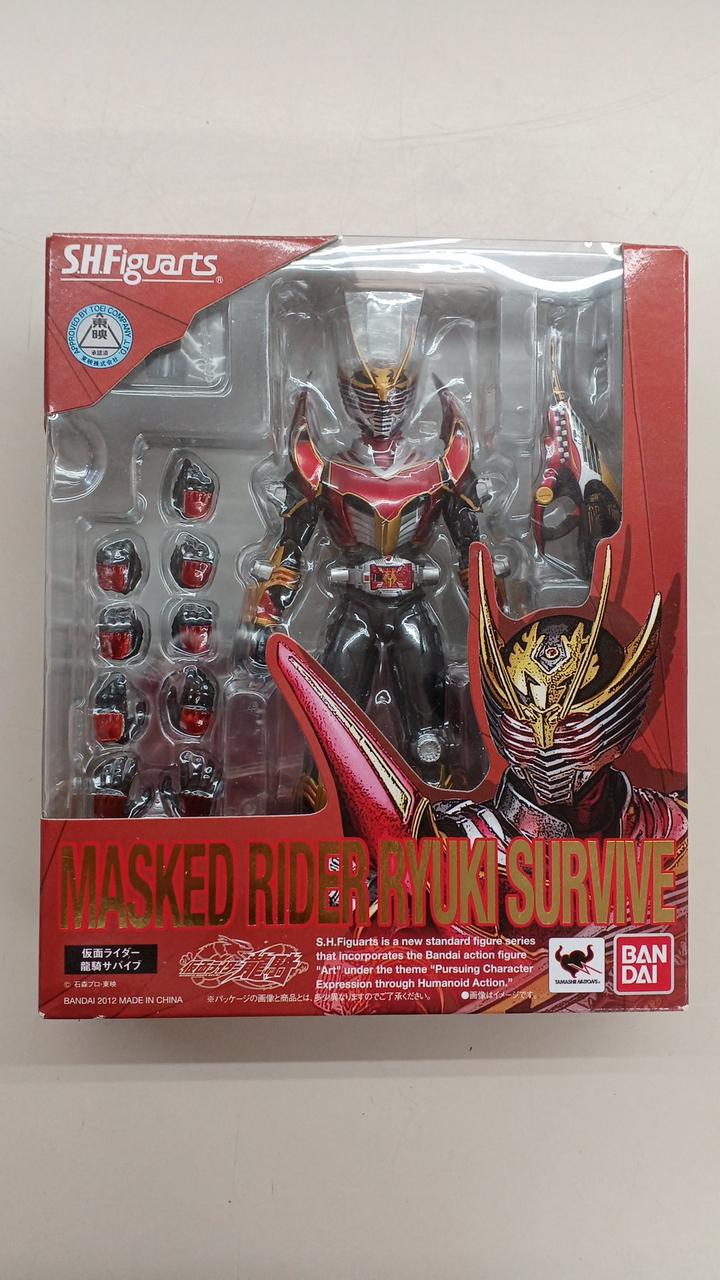 バンダイ(BANDAI)|SHFIGUARTS 仮面ライダー龍騎サバイブ|HARDOFF