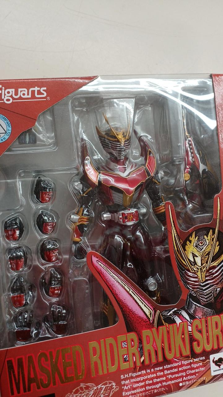 バンダイ(BANDAI)|SHFIGUARTS 仮面ライダー龍騎サバイブ|HARDOFF