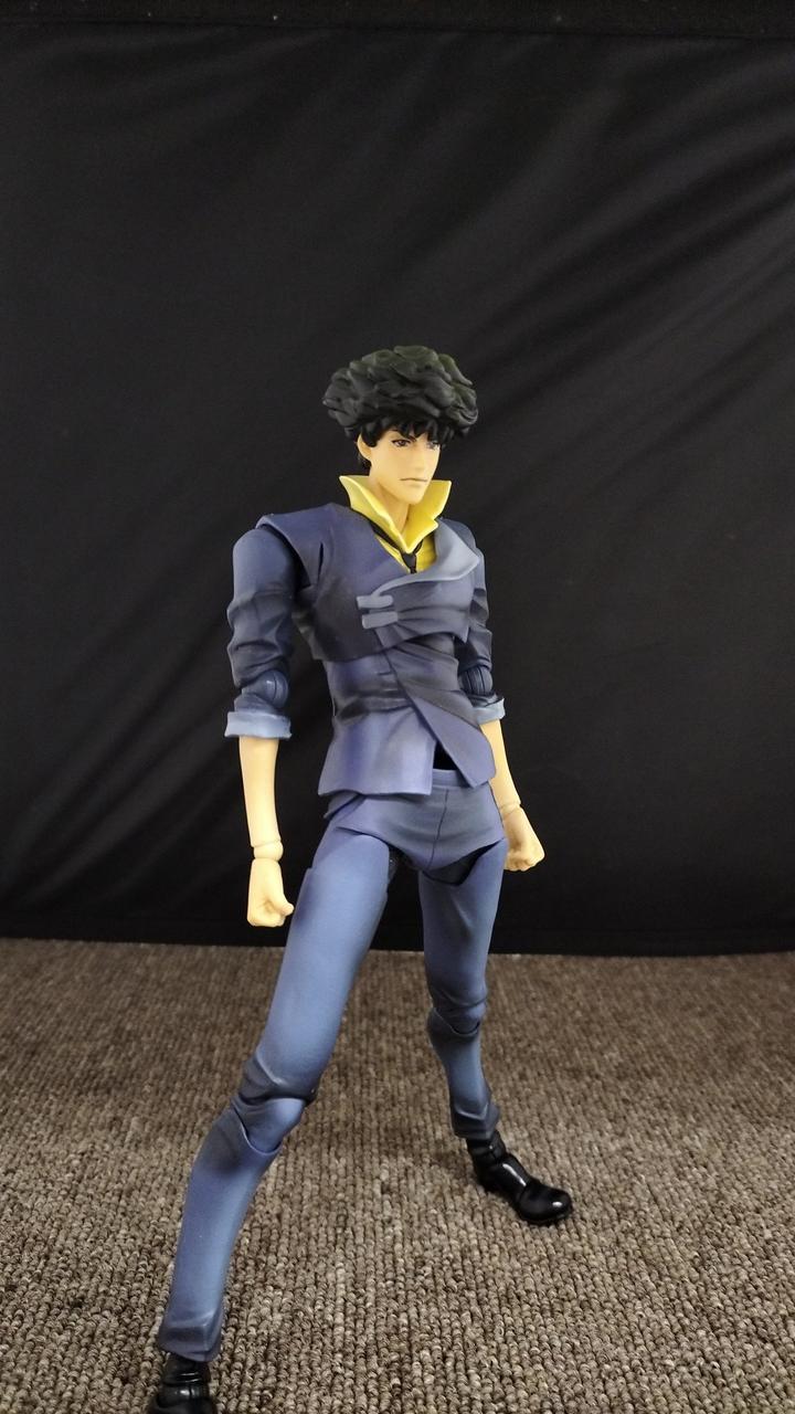 本体に微細な傷あり