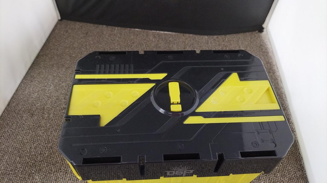 現状品での販売です。