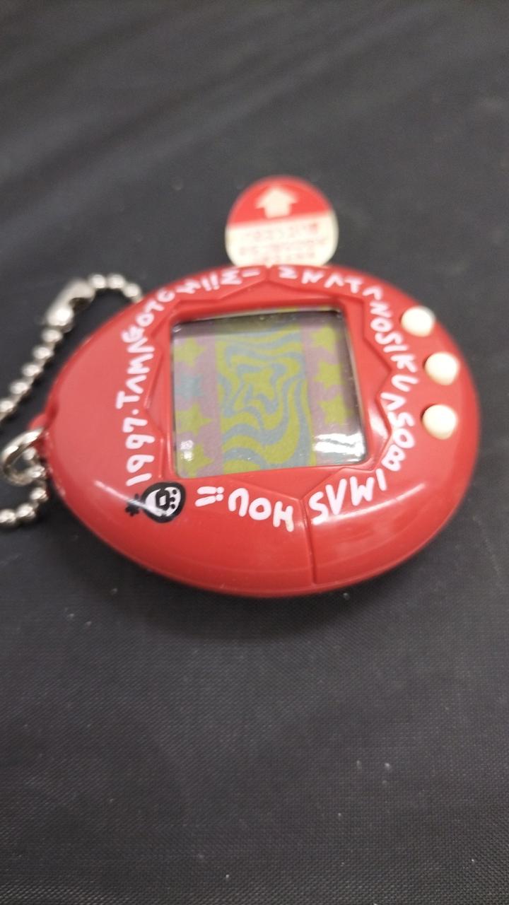Amazon.co.jp: 新種発見!! たまごっち BANDAI 1997 レッド 赤