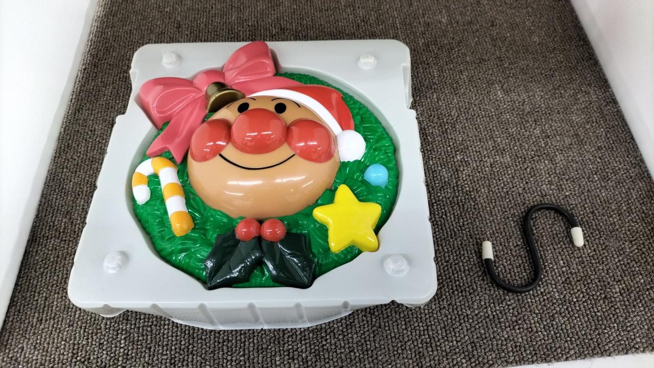 アンパンマン出品 アンパンマン にんきものだいしゅうごう！キャラクターベスト15