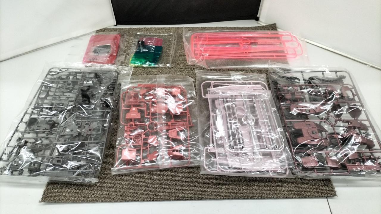 パーツ揃っています