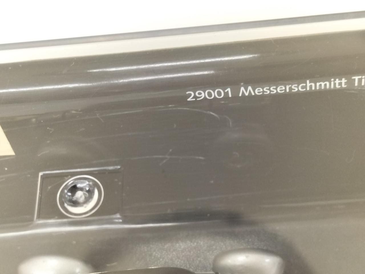 プラケースにキズ有