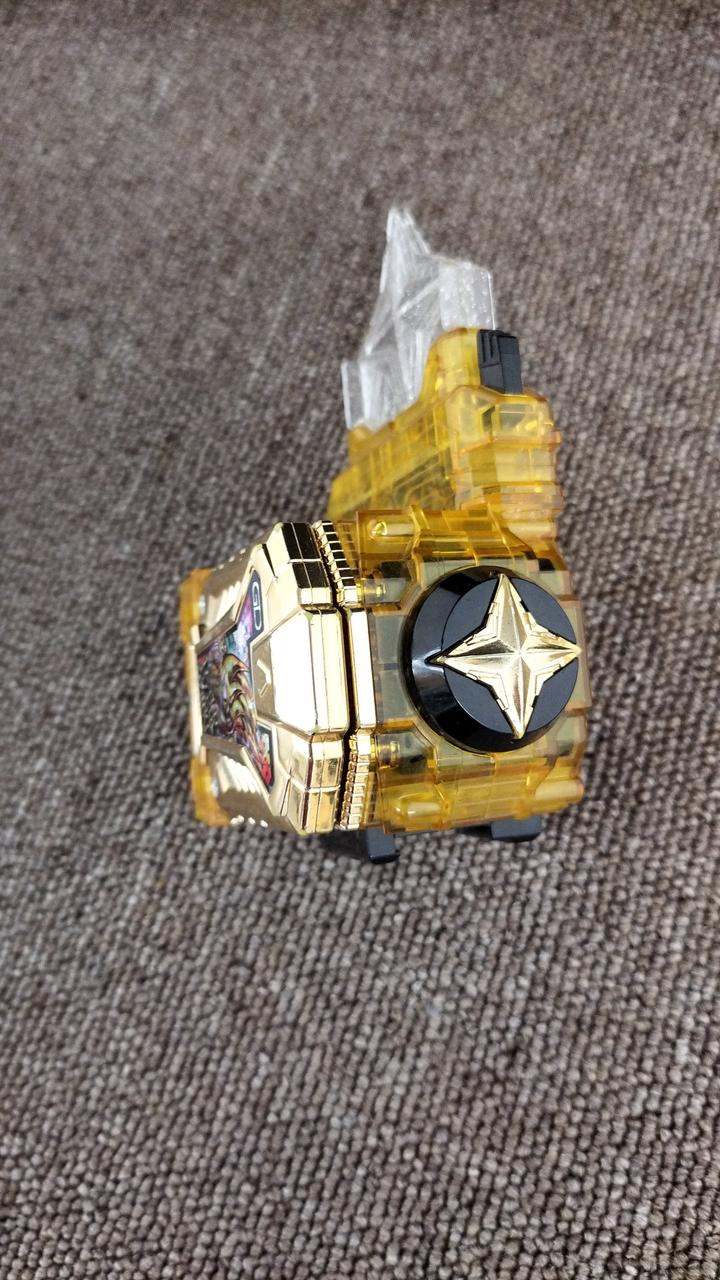 LR44×3個必要です