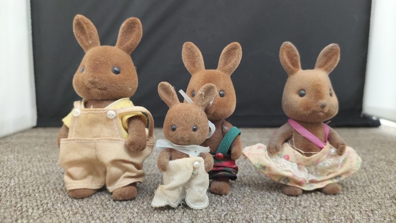 ブラウンうさぎファミリー4体セット